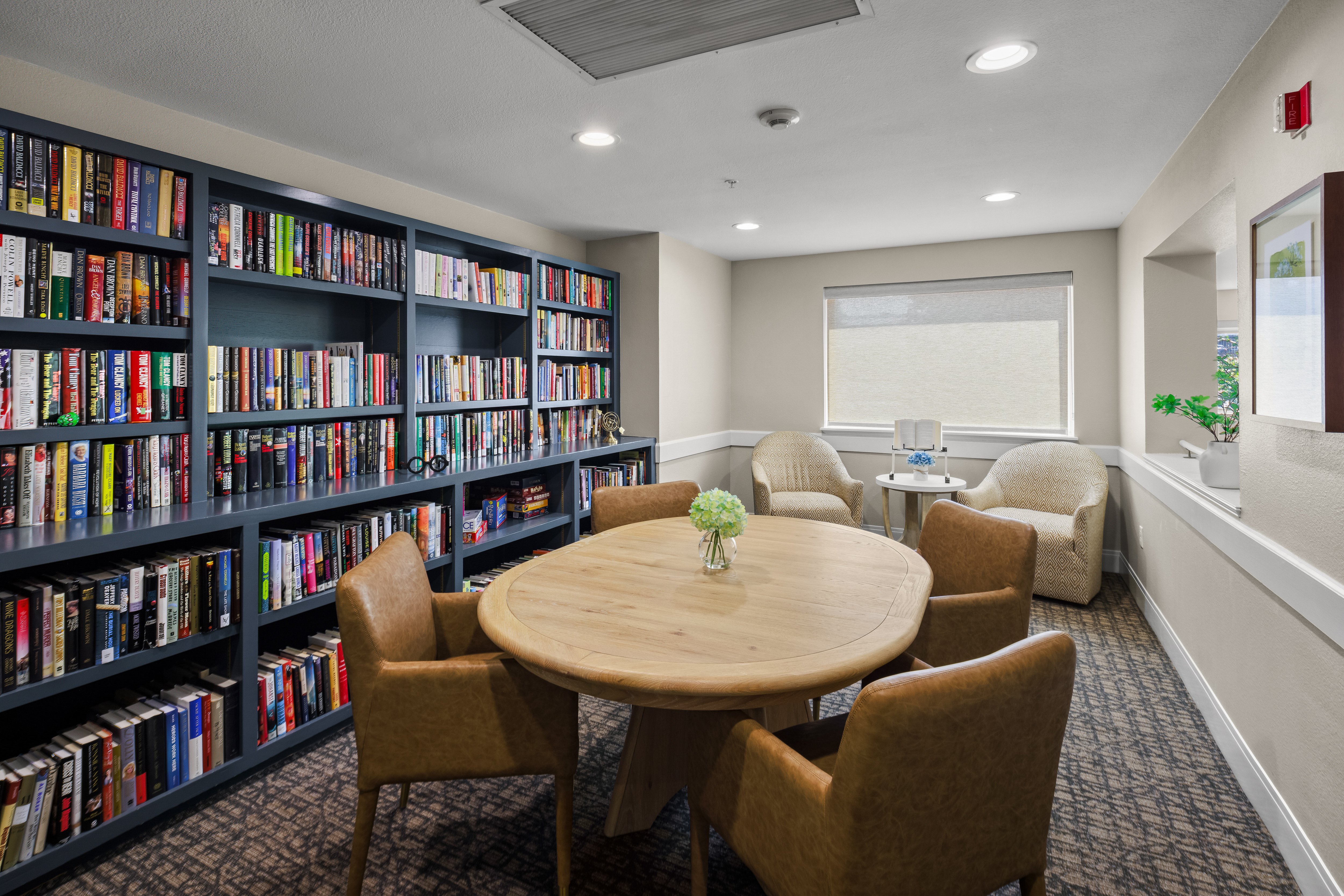 23-Vista-Grande-040-Library
