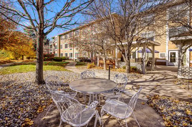 Vista-Grande-Outdoor Common Area-047